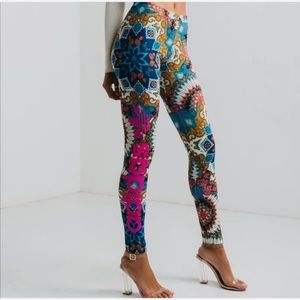 Adidas x farm rio trefoil leggings medium